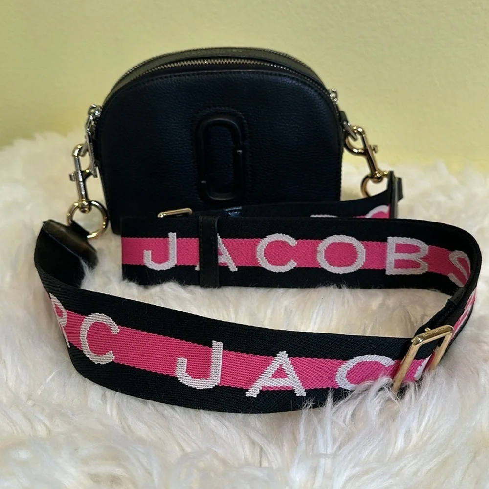 💯Authentic Marc Jacobs Black Crossbody Bag🍀 - Picture 13 of 17